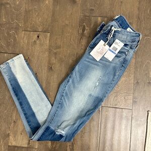 NWT Jessica Simpson skinny jeans size 25